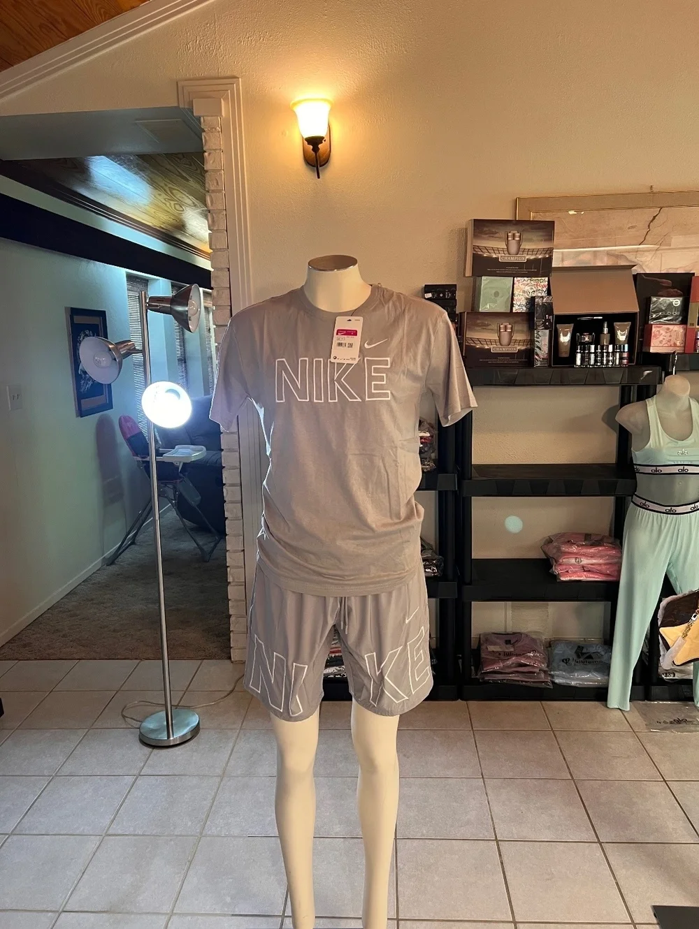Mens nike short/shirt sets large